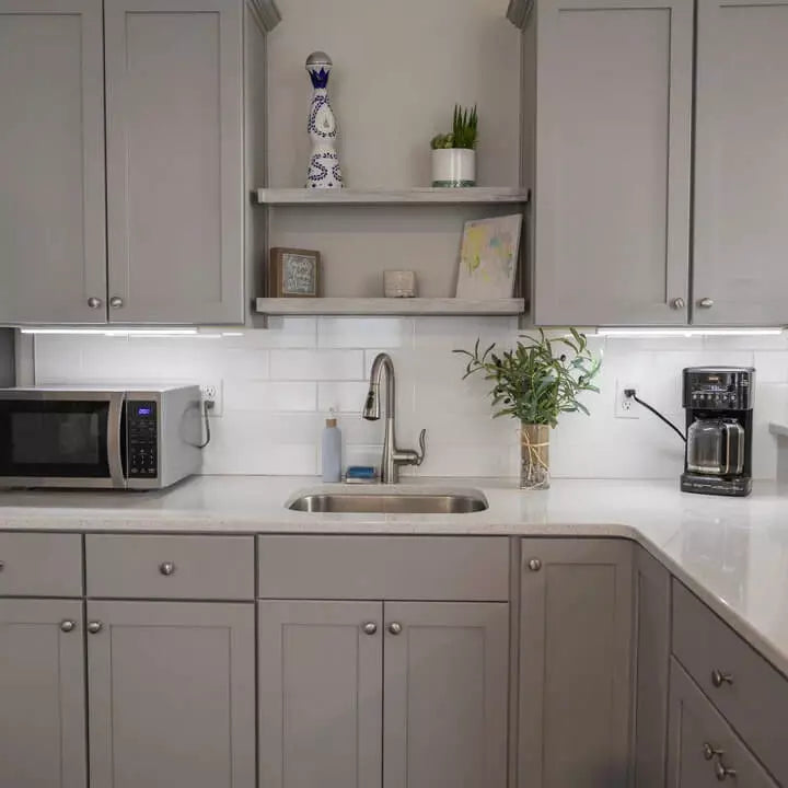 Luminária de LED com Sensor LumiHome